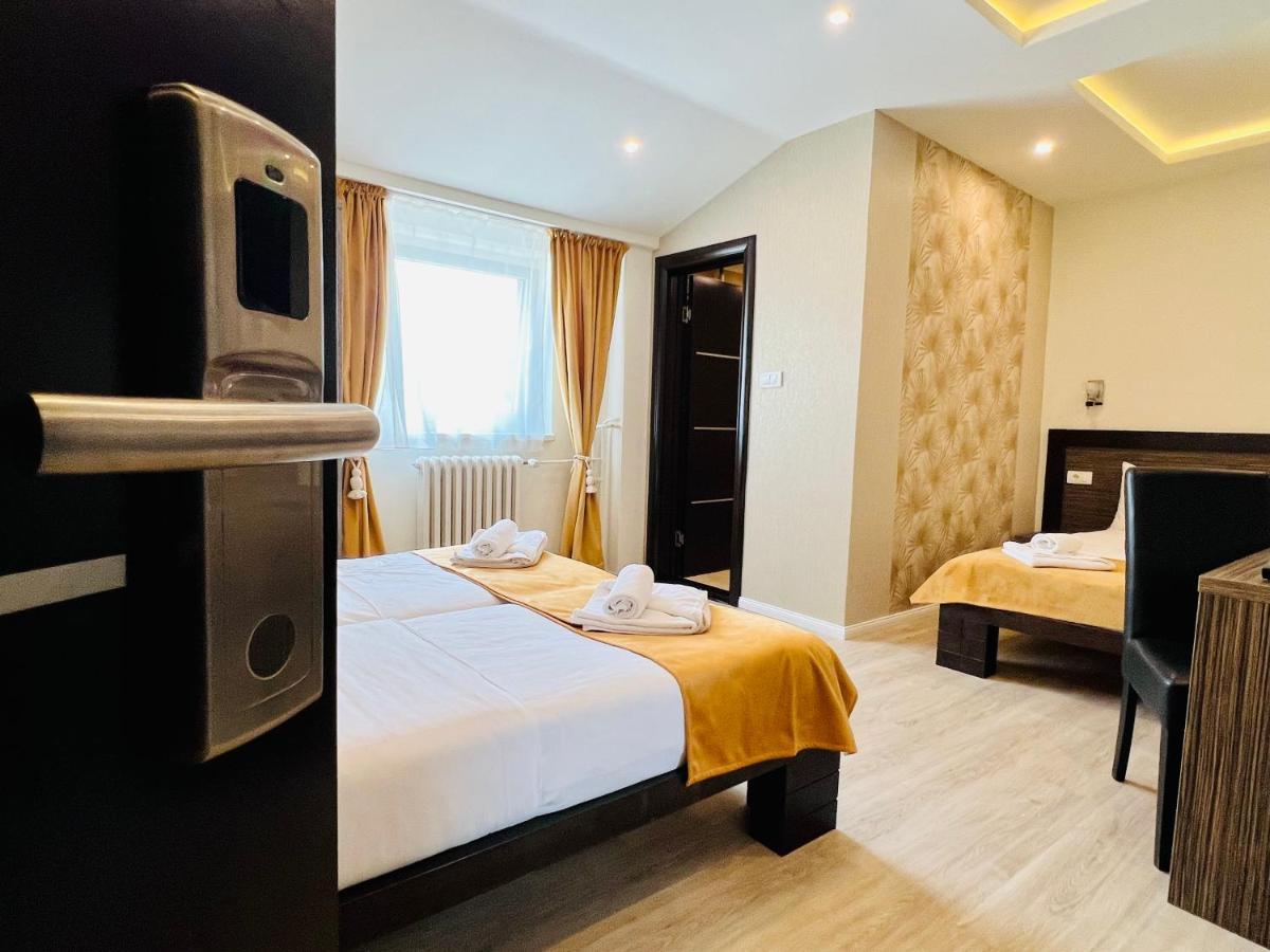 Side One Design Hotel Garni Beograd Bagian luar foto